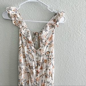 Gorgeous Floral Maxi Dress With Open Back